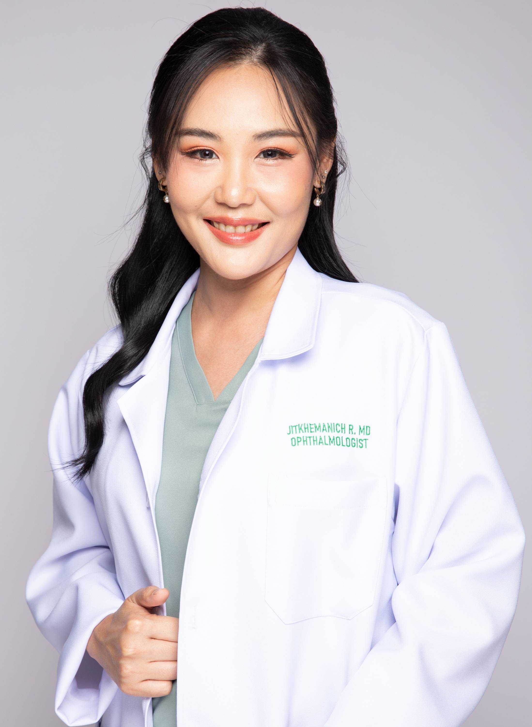 แพทย์หญิงจิตต์เขมณิช